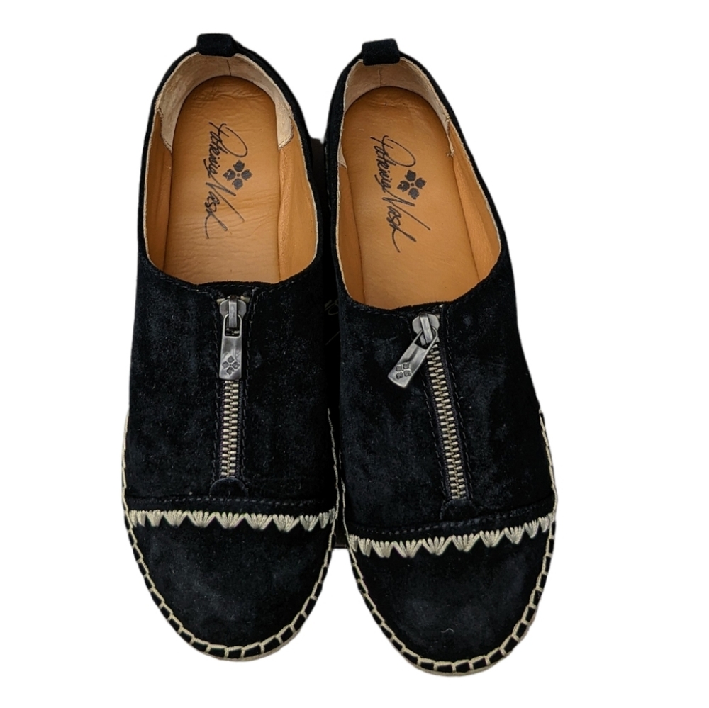 New Patricia Nash Women's Taupe Eva Flat Espadrille, with the box